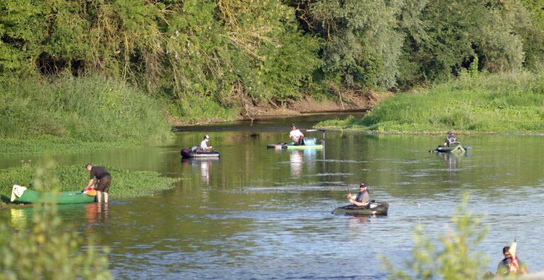 Quel matériel pour la pêche en float tube ?